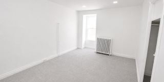 219 WOOD Street Gallery 8