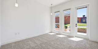 100 North Gallery 21