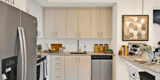 Pura Vida Hialeah Luxury Apartments Gallery 8