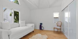 411 Linnie Canal Gallery 21