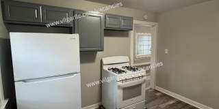 3 Bedrooms • 1 Bathroom • Bonus Game & Office Space Gallery 7