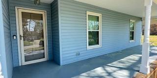 1006 Wood Circle SW Gallery 3