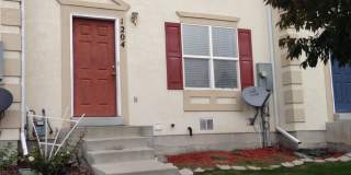 Gorgeous 3 Bed 2 Bath Townhome in Murray is a must see!! Gallery 1