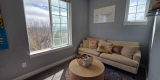 Modern 4 Bedroom 5 Bath Townhome - With Lots of Natural Light and Great Views! Gallery 22