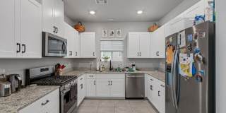 GORGEOUS TOWNHOME BUILT IN 2020 LOCATED IN A GATED COMMUNITY! Gallery 18