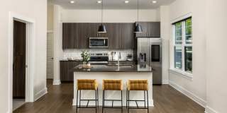 AMLI Brookhaven Apartments Gallery 1