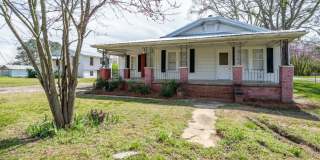 Rare Find Rock Creek – Space, Style  Storage! Gallery 1