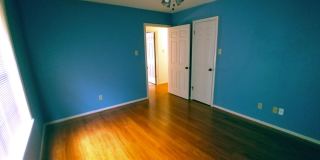 Spacious 3/2 home in convenient location Gallery 12