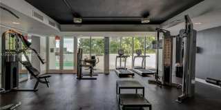1871 NW S River Dr Gallery 38