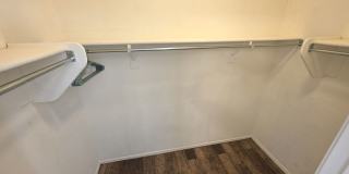 Fully Furnished/Unfurnished/Short Term/Long Term/ Vacation Rental Options Gallery 32