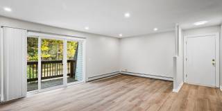 Cozy 2 Bedroom in the Heart of Cranston Gallery 3
