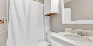703 Wellesley Court - A Gallery 14