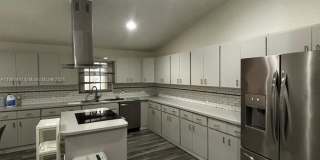 18810 Southwest 294th Terrace Gallery 1