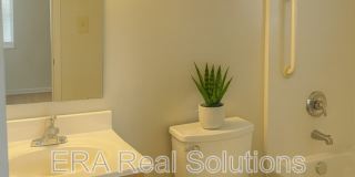 371 Mayfair Blvd- D Gallery 6