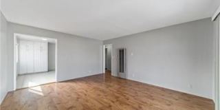 1308 E Oaks Street Gallery 3