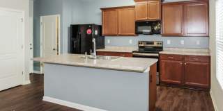 30074 Glenrose Way Gallery 5