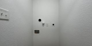 2239 Burnet St Gallery 25