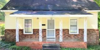 621 North Mountain Street Gallery 1