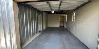 2-BEDROOM *ALL UTILITIES INCLUDED* Gallery 19