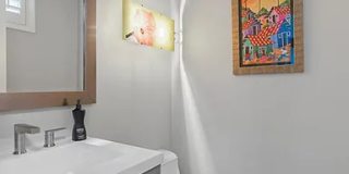1610 n Larrabee Gallery 4