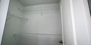 RESERVE AT WEDGEFIELD 3 bedroom 2 bath home with stainless appliances, laminate flooring and a fenced back  yard! Gallery 21