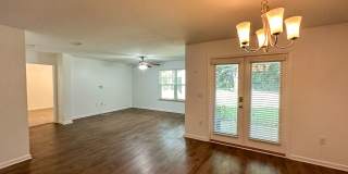 Updated 4 bedroom, 2 bath home for rent in Chasefield Subdivision! Gallery 7