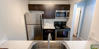 Camelot East Apartments Gallery 18