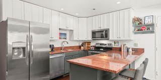 326 Midland Avenue unit: 308 Gallery 7