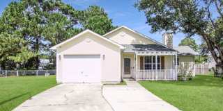 Renovated 4 Bedroom Home! Gallery 1