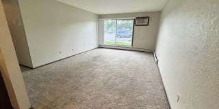 956 Place Apartments Gallery 18