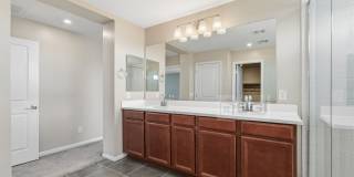 17851 W Daley Ln Gallery 35
