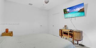 424 NE 4th Ave Gallery 29