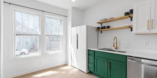 Charming + Modern Highland Park Home - 3 Beds, 2 Baths, Fenced Yard, + Plenty of Parking! Gallery 13