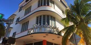 901 Collins Ave Gallery 1