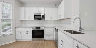 Lex Alpharetta Apartments Gallery 33