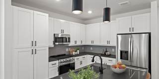 The Averly Collins Hill Gallery 13