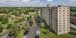 Iverson Towers Apartments & Anton House Apartments Gallery 11