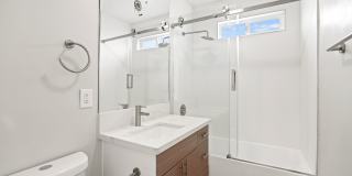 1352 W 36th Street apartments Gallery 28