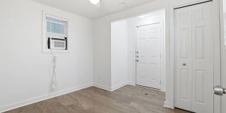 Cozy 1-Bedroom Home Gallery 11