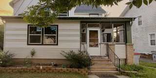 21 N MYRTLE Street Gallery 1