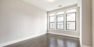 The Hub Short North Gallery 70