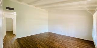 Swan Court Apartments - 1 and 2 Bedroom Homes! Gallery 25