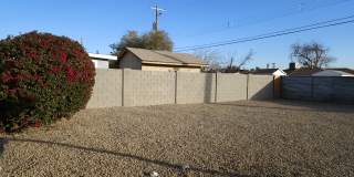 2203 E Devonshire Ave Gallery 29