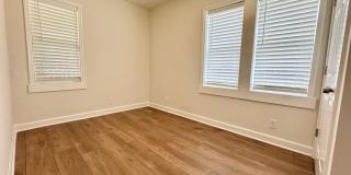 3 Bed, 2 Bath Home w/ Fenced Backyard Gallery 9