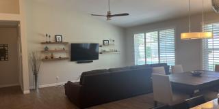 5508 E KELTON Lane Gallery 5