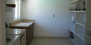 Spacious 4 Bed Home with Pool & Arizona Room Gallery 14