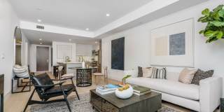 Reeves Place Gallery 38