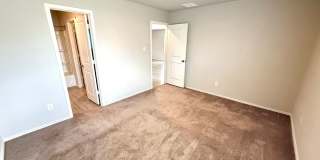 *MOVE IN SPECIAL* Comfortable Living with Open Kitchen & Fenced Yard! Gallery 9