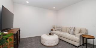 7349 E VISTA BONITA Drive Gallery 13