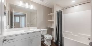 Los Alamitos Luxury Apartments Gallery 75